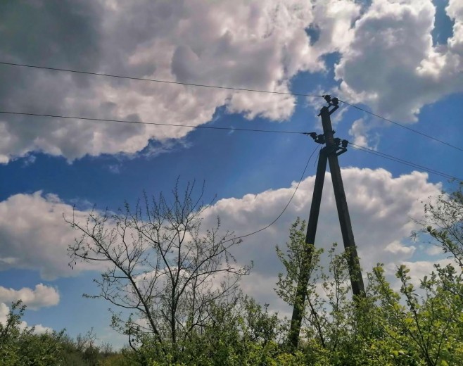 ДТЕК відновив електропостачання у 4 населених пунктах для майже 5 тисяч родин в Донецькій області