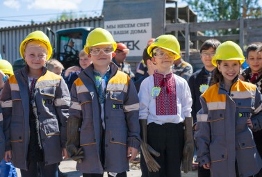 Пригоди Лампочкіна: ДТЕК Донецькі електромережі поновив уроки з електробезпеки у школах