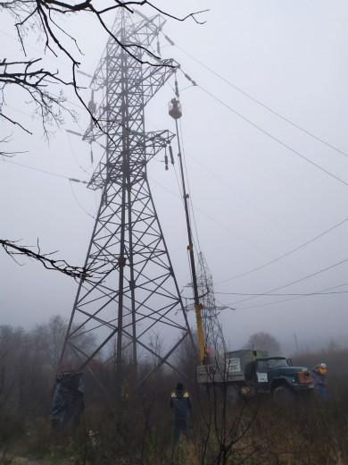 ДТЕК Донецькі електромережі відновив дві високовольтні лінії  на прифронтовій території