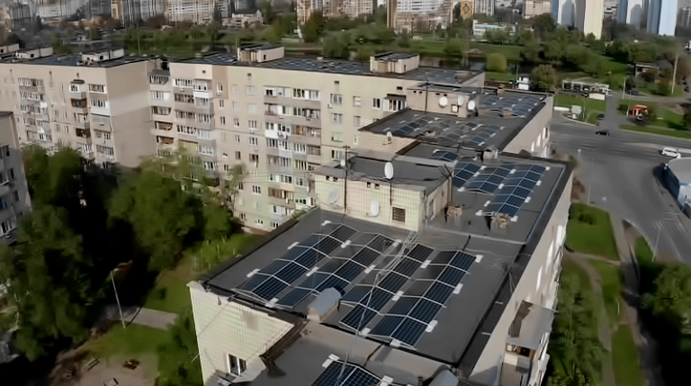 Solar kilowatts in the middle of the city: Kyiv high-rise building turned into a powerful green power plant