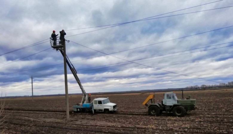 DTEK Kyiv Region Grids restored power in 279 localities across the region, de-energized because of bad weather