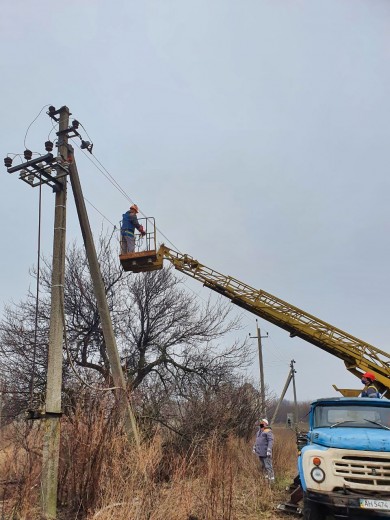 DTEK Donetsk Grids returned power supply to residents of the front-line village of Opytne