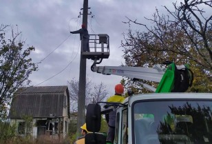 DTEK Donetsk Grids restored service to the front-line village of Vodiane