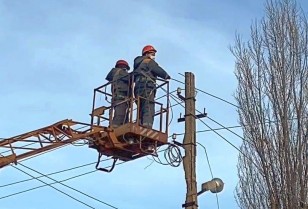 DTEK Donetsk Grids to restore service to 45 settlements that lost power after severe weather