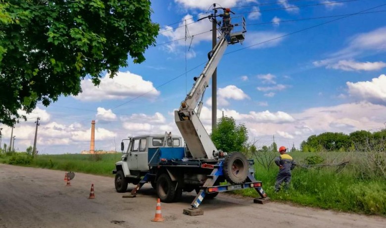 DTEK Kyiv Regional Grids installed more than 500 casings to protect birds from electrocution in 2021