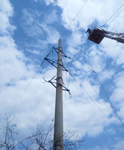 Over the course of a week, DTEK restored power to more than 90,000 families in the Donetsk region