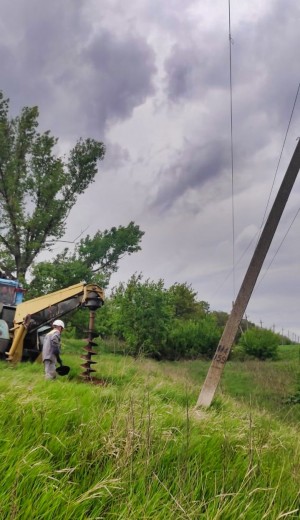 ДТЕК відновив електроживлення 1 тисячі родин за добу, попри бойові дії в регіоні 