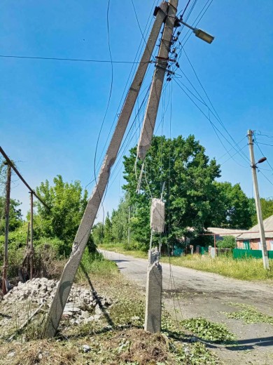 Over the course of a day, DTEK has restored electricity to almost 19,000 families in 10 settlements of the Donetsk region