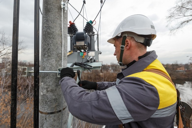 In order to prepare for the heating season, DTEK Kyiv Grids will upgrade over 600 power facilities in the capital