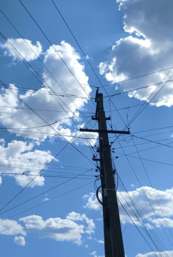 Over the course of a day, DTEK Donetsk Grids has restored electricity to almost 8,000 homes in the region