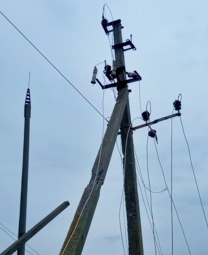 Despite shelling, DTEK Donetsk Grids has restored electricity to homes of more than 24,000 families in the Donetsk region