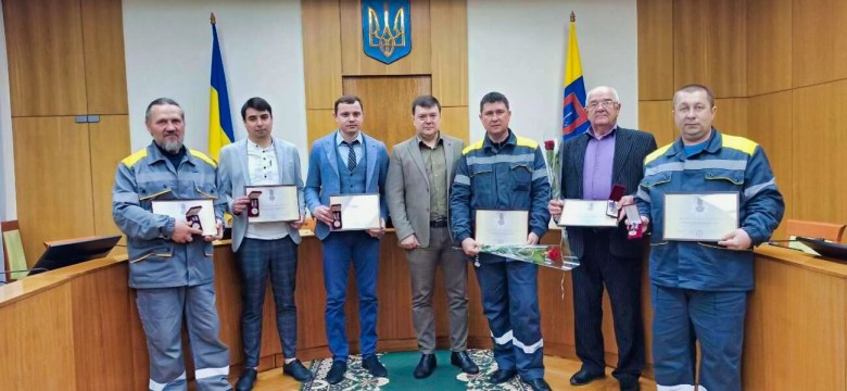 Енергетиків ДТЕК Одеські електромережі нагородили відзнакою Президента «За оборону України»