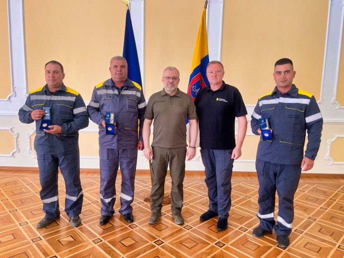 DTEK Odesa Grids energy workers were presented with state awards