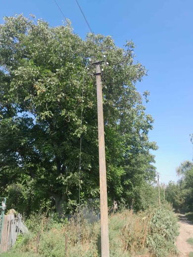 DTEK Donetsk Grids energy workers restored electricity to more than 18,000 families over the course of three days