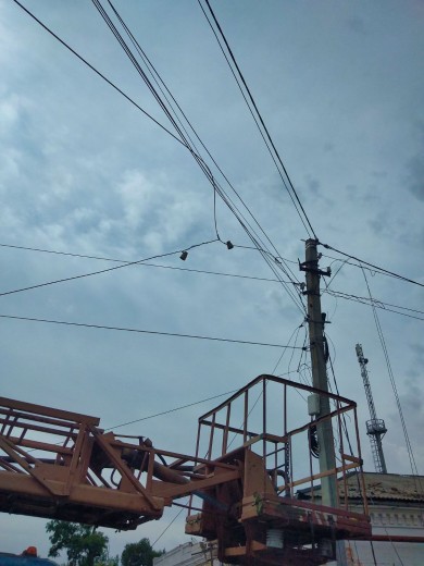 DTEK Donetsk Grids managed to restore power to 7,000 families over the course of the day