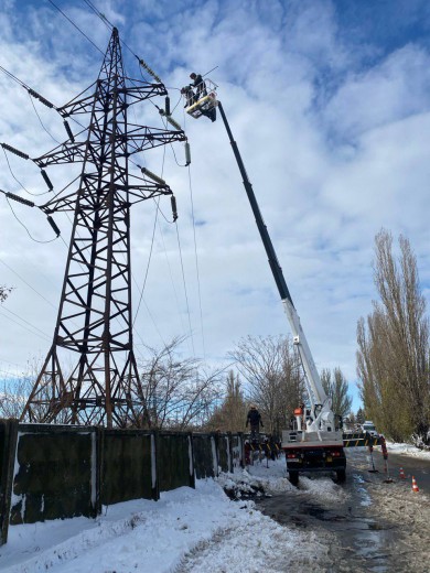 DTEK Odesa Grids energy workers eliminated consequences of large-scale bad weather and restored electricity to 596,000 families