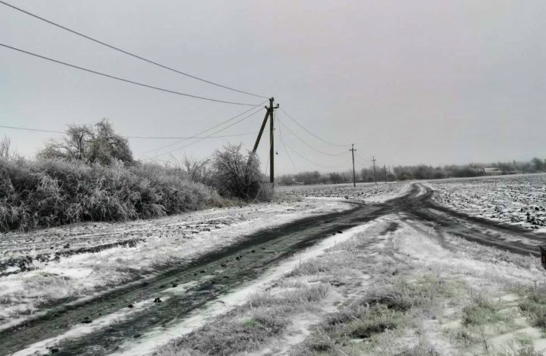 New wave of bad weather: DTEK energy workers are eliminating power outages in the affected districts of the Dnipropetrovsk region