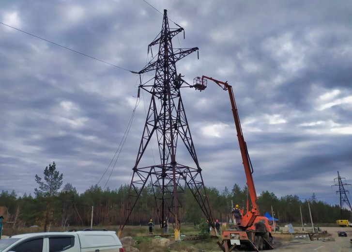 DTEK restored electricity to homes of more than 15,000 families in Lyman and Sviatohirsk communities after de-occupation