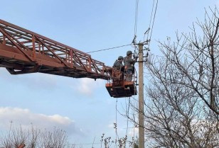 Over the course of the day, DTEK energy workers restored electricity to 1,800 families after shelling in the south of the Dnipropetrovsk region