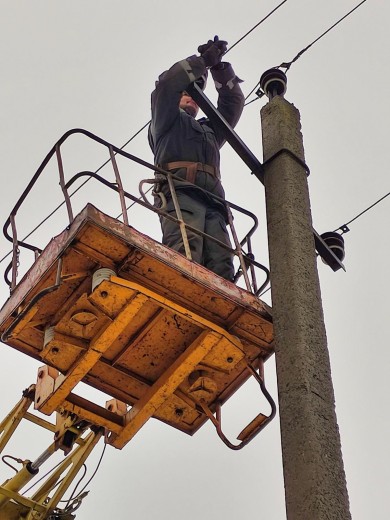 Over the course of the day, DTEK Donetsk Grids was able to restore power to 6 settlements, de-energized due to shelling