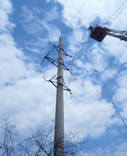 DTEK Donetsk Grids restored power to 5,000 families over the course of two days