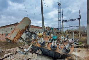 Under fire for the sake of light: energy workers of DTEK Donetsk Grids restored almost 7,000 km of lines during the two years of full-scale war