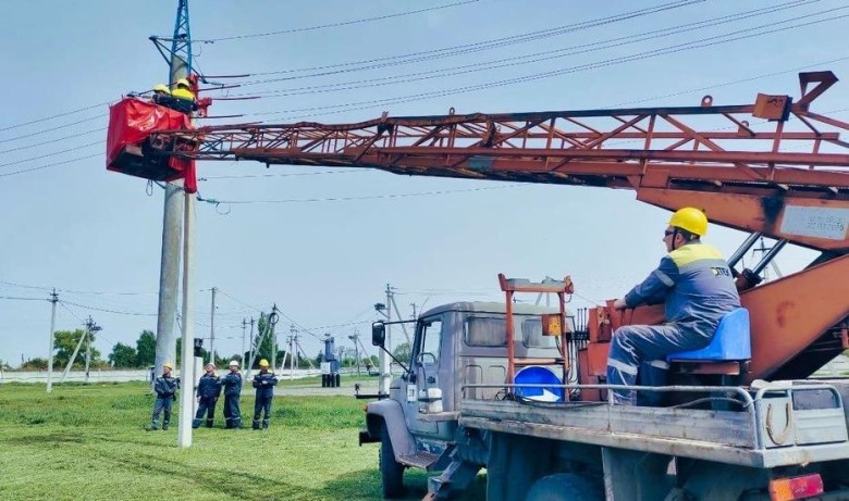 Advanced technologies – to the future energy workers: DTEK Dnipro Grids gave a tour of the training yard for students