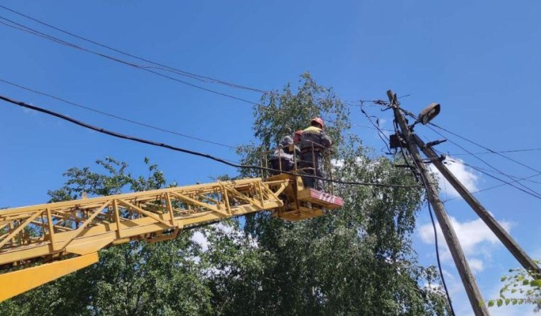 DTEK Donetsk Grids restored electricity to more than 53,000 families over the course of a week