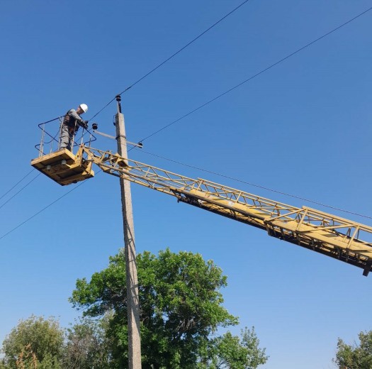 Over the course of the day, DTEK Donetsk Grids restored electricity to 33,300 homes, de-energized due to bad weather and shelling