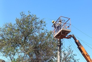 DTEK energy workers restored electricity to 5,700 families in the Dnipropetrovsk region over the course of the day