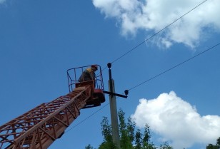 Over the course of a week, DTEK Donetsk Grids restored electricity to 38,700 homes in the Donetsk region, de-energized due to shelling