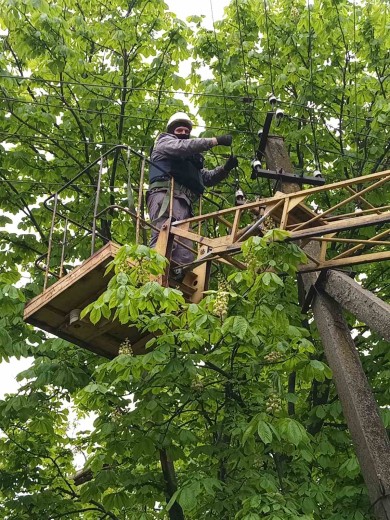 DTEK Donetsk Grids managed to restore electricity to 11,600 families