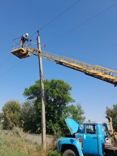 DTEK Donetsk Grids managed to restore power to almost 540,000 families in September