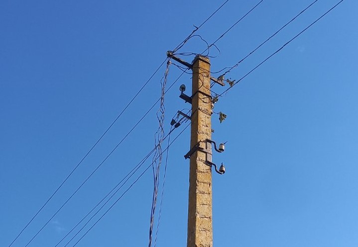 DTEK Dnipro Grids restored electricity to 4,500 families after shelling