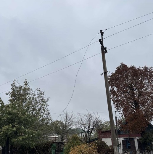 DTEK Donetsk Grids restored power to almost 1,500 homes yesterday