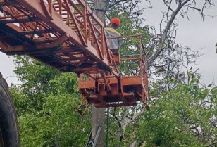 Energy workers of DTEK Odesa Grids restored electricity to almost two thousand families, left without power supply after an enemy attack