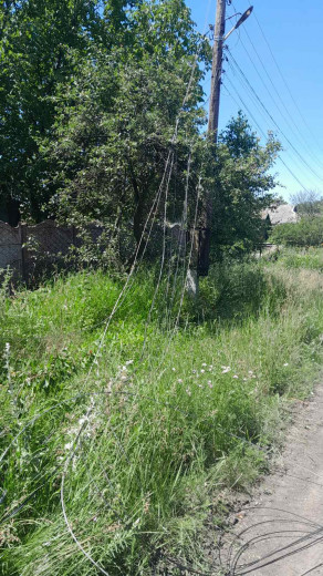 ДТЕК Донецькі електромережі продовжує відновлення мереж після обстрілів: з електрикою ще 6 населених пунктів