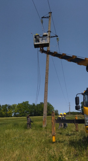 За три доби ДТЕК Донецькі електромережі відновив електропостачання 11 населених пунктів, знеструмлених обстрілами