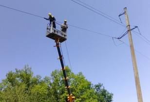 DTEK Donetsk Grids energy workers restored power supply to another 23,000 families yesterday