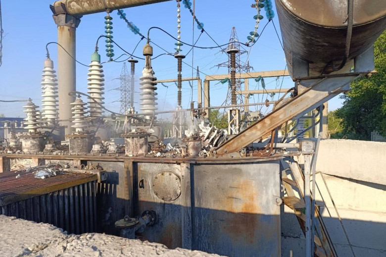 Один з підрозділів ДТЕК Дніпровські електромережі зазнав пошкоджень через  атаку дронами в регіоні