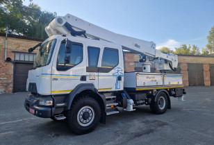 DTEK Kyiv Regional Grids received advanced truck-mounted aerial platforms and equipment for live line works