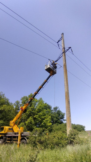 За тиждень ДТЕК Донецькі електромережі повернув світло у 7,3 тисячі домівок