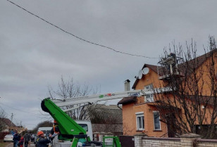 У жовтні енергетики ДТЕК Київські регіональні електромережі відновили світло в майже 70 тисячах домівок після ворожих атак