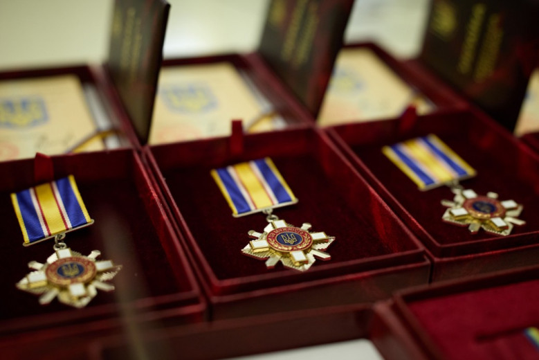 Майстра ДТЕК Дніпровські електромережі нагороджено орденом «За мужність» ІІІ ступеня