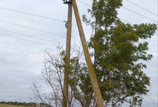 ДТЕК Дніпровські електромережі повернув світло у 58 населених пунктів, що були знеструмлені обстрілами