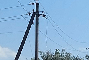 За добу енергетики ДТЕК Дніпровські електромережі повернули світло у 128 знеструмлених міст та сіл області