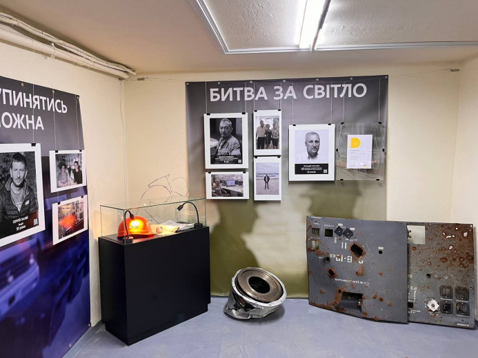 Енергетики ДТЕК Дніпровські електромережі ‒ серед героїв виставки «Опора прифронтового міста» у Музеї історії Дніпра