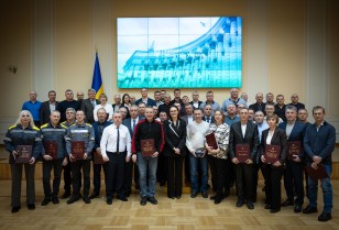 “For restoring electricity after enemy attacks”: over 70 energy workers of DTEK Odesa Grids received honorary awards “For restoring electricity after enemy attacks”: over 70 energy workers of DTEK Odesa Grids received honorary awards