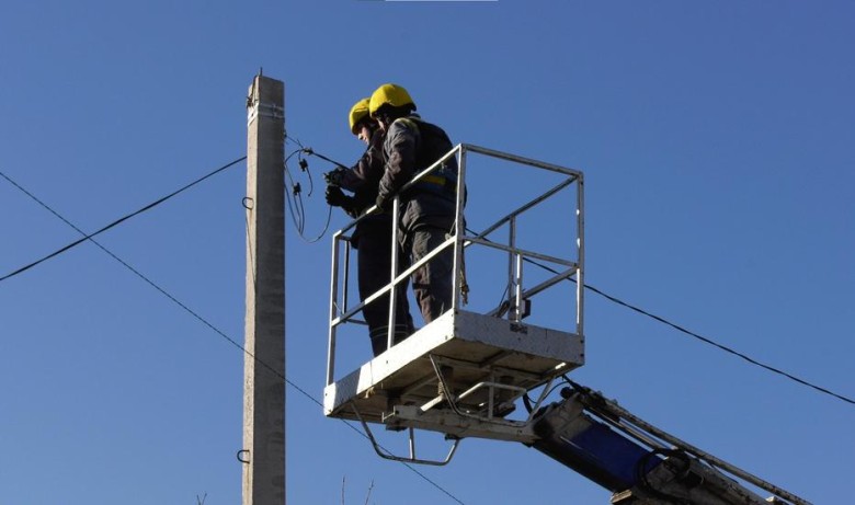 Чому на новорічні свята світла було більше, ніж зараз? - пояснює ДТЕК Дніпровські електромережі