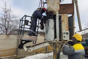 Світло попри удари: у січні енергетики ДТЕК Дніпровські електромережі відновили електропостачання для 1,7 млн родин